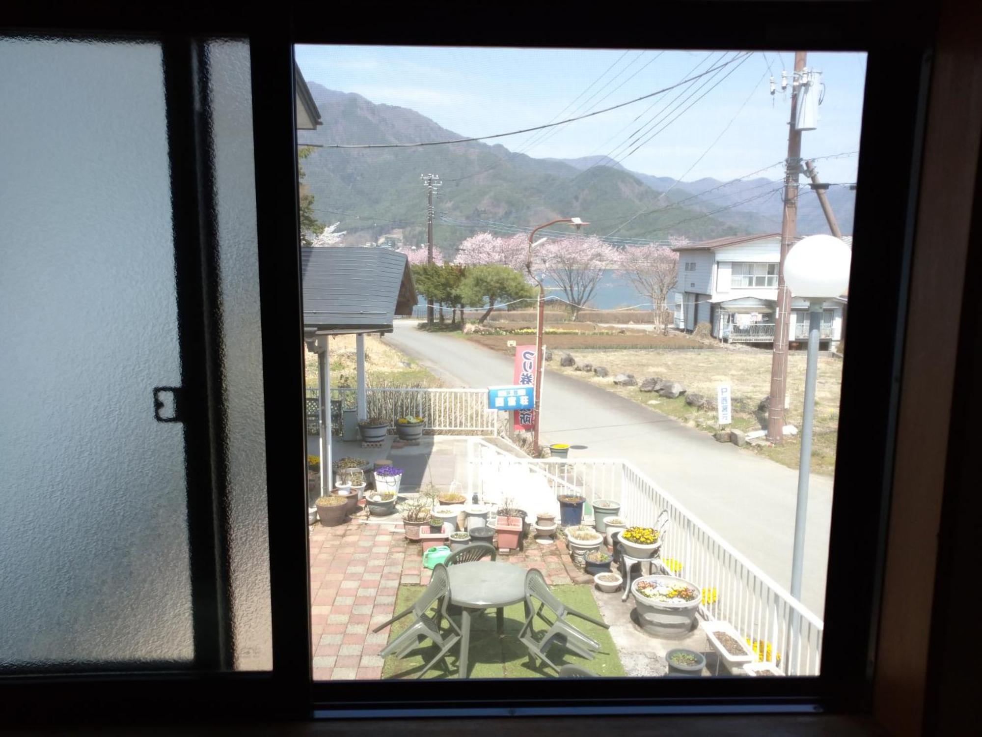Nishimiyasou Hotel Fujikawaguchiko Quarto foto