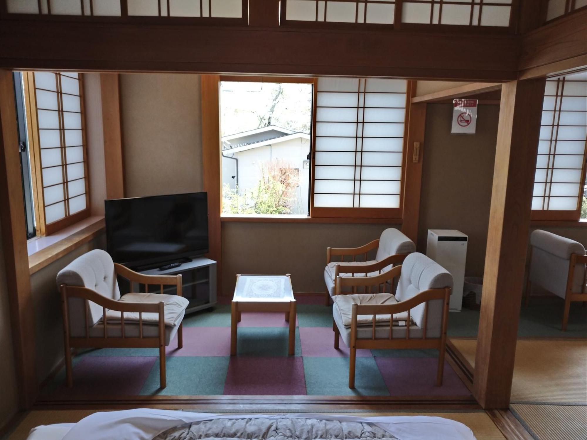 Nishimiyasou Hotel Fujikawaguchiko Exterior foto