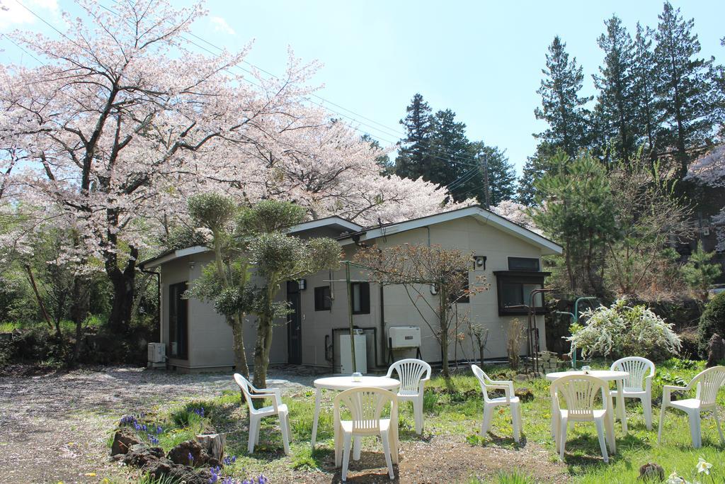 Nishimiyasou Hotel Fujikawaguchiko Exterior foto