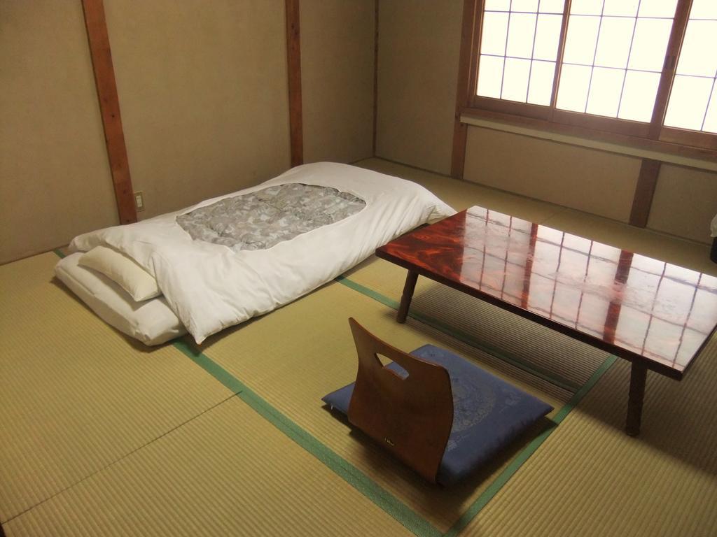 Nishimiyasou Hotel Fujikawaguchiko Exterior foto