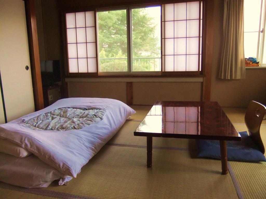 Nishimiyasou Hotel Fujikawaguchiko Exterior foto
