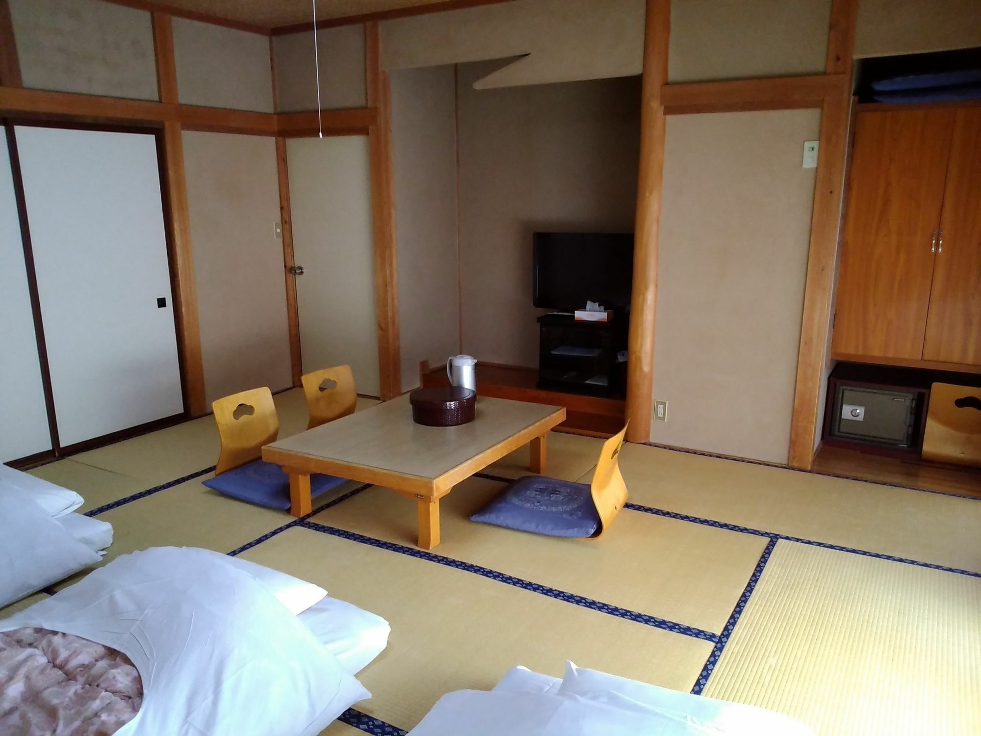 Nishimiyasou Hotel Fujikawaguchiko Exterior foto