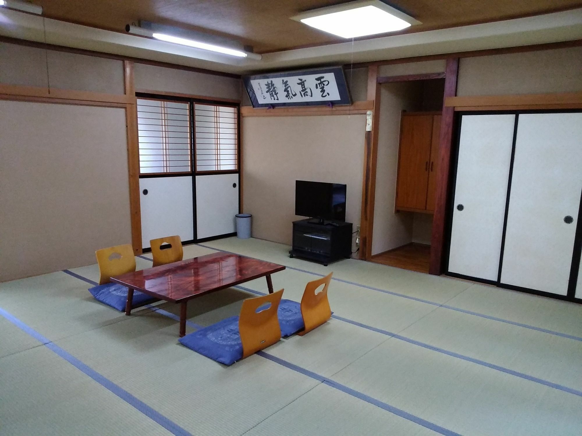 Nishimiyasou Hotel Fujikawaguchiko Exterior foto